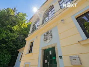 Prodej obchodního prostoru, Český Krumlov, Chvalšinská, 522 m2