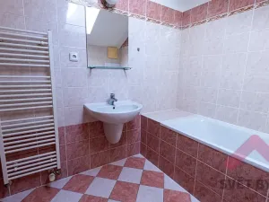 Pronájem bytu 2+kk, Praha - Žižkov, Jeseniova, 53 m2