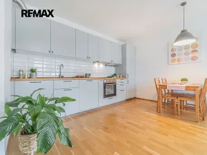 Pronájem bytu 2+kk, Praha - Libeň, Davídkova, 51 m2