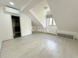 Prodej vily, Nižbor, Ke Hřišti, 390 m2