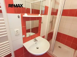 Pronájem bytu 1+kk, Praha - Michle, Magistrů, 27 m2