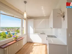 Prodej bytu 3+1, Hradec Králové - Moravské Předměstí, Štefánikova, 79 m2