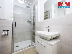 Pronájem bytu 1+1, Olomouc - Neředín, Politických vězňů, 38 m2