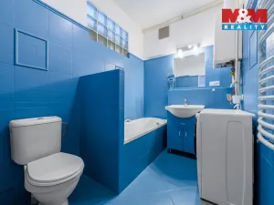 Prodej bytu 3+1, Karlovy Vary - Stará Role, Závodu míru, 73 m2