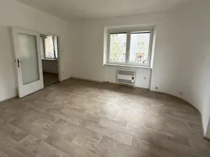 Pronájem bytu 1+1, Brno, Krkoškova, 35 m2