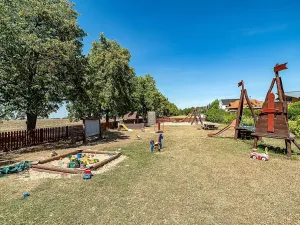 Pronájem bytu 2+kk, Praha - Dubeč, U lipové aleje, 60 m2