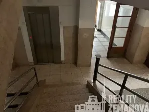 Pronájem bytu 2+kk, Praha - Bubeneč, Verdunská, 41 m2