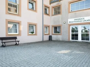 Prodej bytu 1+kk, Úholičky, Roztocká, 37 m2