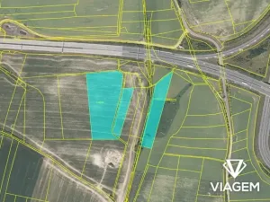 Prodej podílu pole, Zlatníky-Hodkovice, 1491 m2