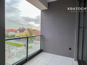 Pronájem bytu 2+kk, Praha - Strašnice, Na palouku, 50 m2