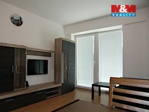 Pronájem bytu 1+kk, Praha - Letňany, Frýdecká, 27 m2