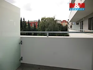 Pronájem bytu 1+kk, Praha - Letňany, Frýdecká, 27 m2