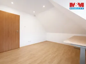 Pronájem kanceláře, Zlín - Prštné, Svat. Čecha, 48 m2