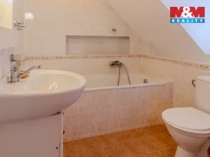 Prodej rodinného domu, Uherské Hradiště, U Stadionu, 300 m2