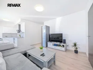 Prodej bytu 2+kk, Praha - Hlubočepy, Hugo Haase, 55 m2