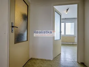 Prodej bytu 4+1, Plzeň, Strážnická, 83 m2