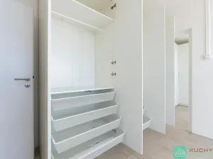 Prodej bytu 2+1, Osek, Hrdlovská, 53 m2