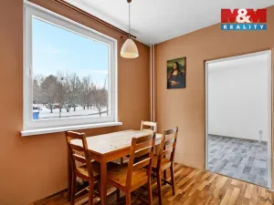 Prodej bytu 5+1, Vrchlabí, Školní, 87 m2