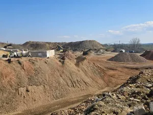 Dražba pozemku, Brno, 47267 m2