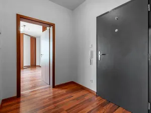 Pronájem bytu 2+kk, Praha - Malešice, Počernická, 55 m2