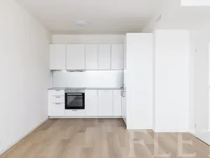 Pronájem bytu 2+kk, Praha - Hloubětín, Sobí, 55 m2