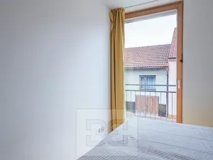 Prodej bytu 3+kk, Praha - Kobylisy, Pod hliništěm, 70 m2