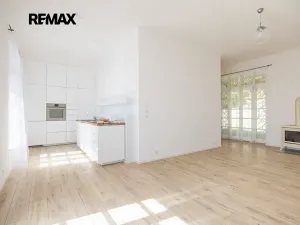 Prodej bytu 4+kk, Vráž, Nad Loděnicí, 104 m2