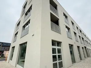 Pronájem obchodního prostoru, Hostivice, Čsl. armády, 110 m2