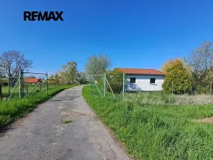 Prodej výrobních prostor, Dolní Chvatliny, 3690 m2