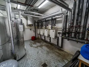 Prodej výrobních prostor, Bezno, Nemyslovická, 861 m2