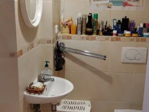 Pronájem bytu 2+kk, Praha, Na Malovance, 42 m2