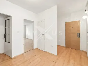 Prodej bytu 3+1, Praha - Stodůlky, Heranova, 70 m2