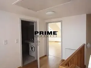 Pronájem kanceláře, Praha - Smíchov, Štefánikova, 168 m2