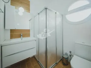 Prodej bytu 2+kk, Trikomo, Kypr, 60 m2