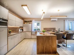 Prodej rodinného domu, Mladá Boleslav, Koněvova, 236 m2