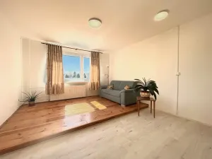 Pronájem bytu 2+kk, Liberec, Sněhurčina, 42 m2