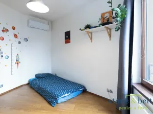 Pronájem bytu 3+kk, Praha - Holešovice, V háji, 74 m2