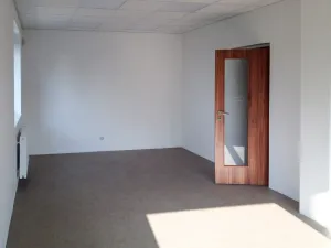 Pronájem kanceláře, Praha - Horní Počernice, Plkovská, 112 m2