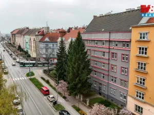 Prodej bytu 2+1, Plzeň - Jižní Předměstí, Edvarda Beneše, 70 m2