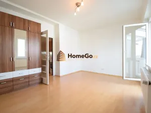 Pronájem bytu 2+kk, Praha - Nusle, U gymnázia, 44 m2