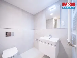 Pronájem bytu 1+kk, Praha, 34 m2