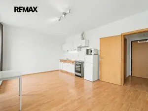 Pronájem bytu 1+kk, Hostivice, Ječná, 42 m2
