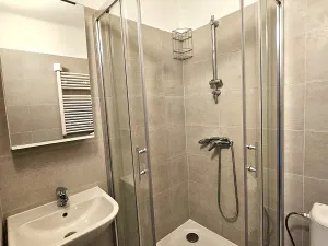 Pronájem bytu 1+1, Chvaletice, Obránců míru, 29 m2