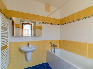 Prodej bytu 2+kk, Praha - Zbraslav, Neumannova, 54 m2