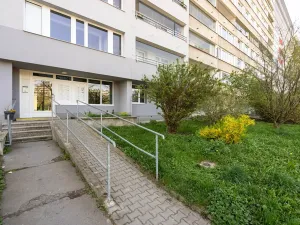 Prodej bytu 1+kk, Praha - Prosek, Vysočanská, 37 m2