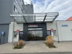 Pronájem bytu 1+kk, Praha - Jinonice, Peroutkova, 26 m2