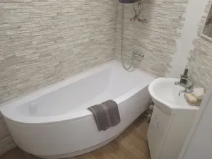 Pronájem bytu 2+kk, Praha - Strašnice, Černokostelecká, 54 m2