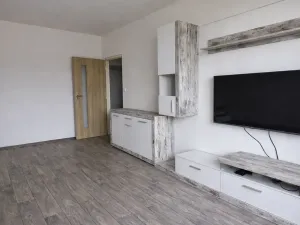 Pronájem bytu 2+1, Chomutov, Zahradní, 61 m2