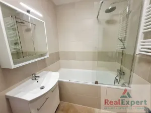 Pronájem bytu 2+kk, Praha - Vinohrady, Máchova, 41 m2