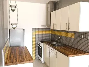 Pronájem bytu 2+kk, Praha - Kobylisy, Frýdlantská, 43 m2